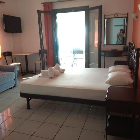 Marinos Aparts Aparthotel Sívota Buitenkant foto