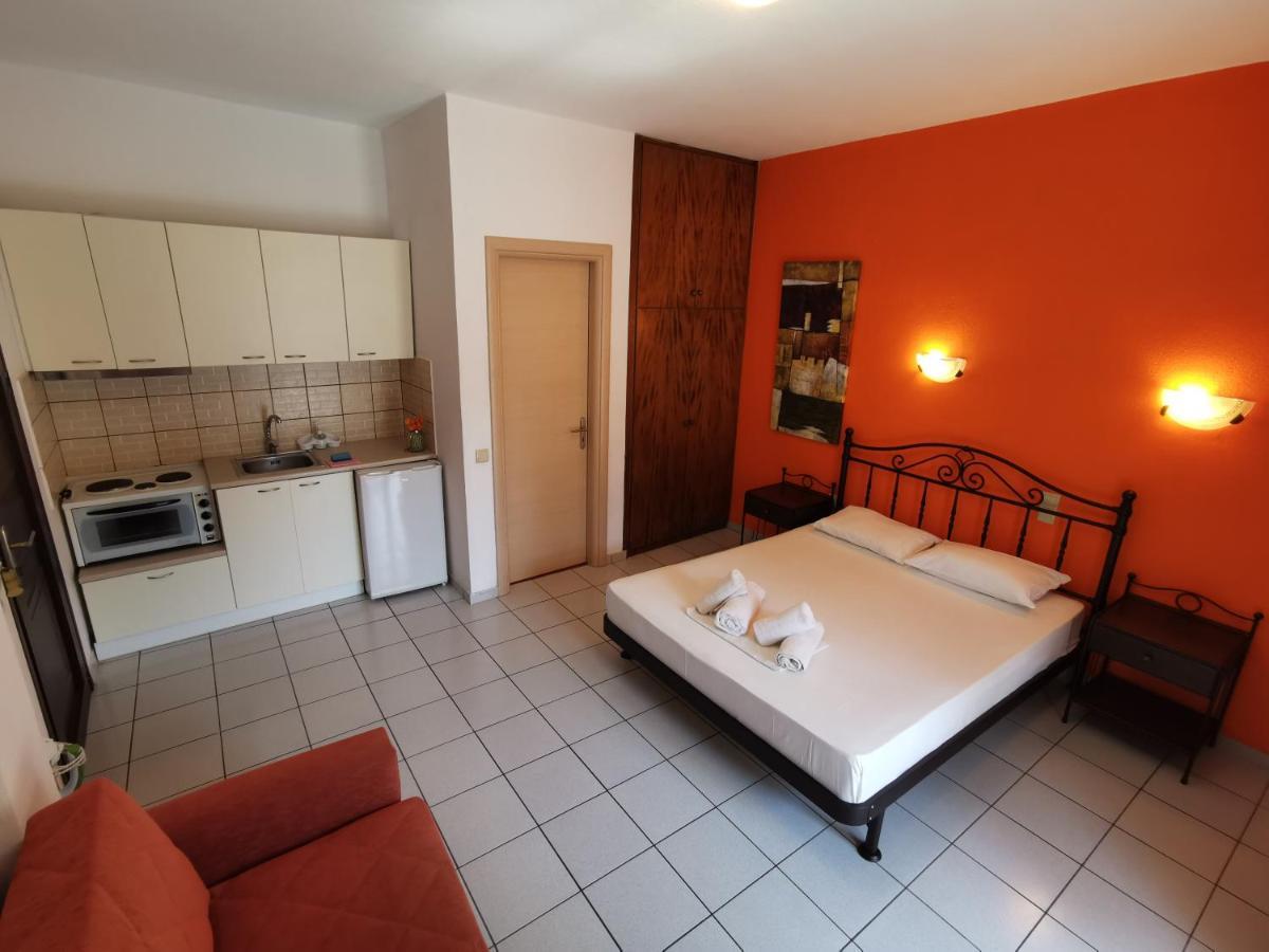 Marinos Aparts Aparthotel Sívota Buitenkant foto