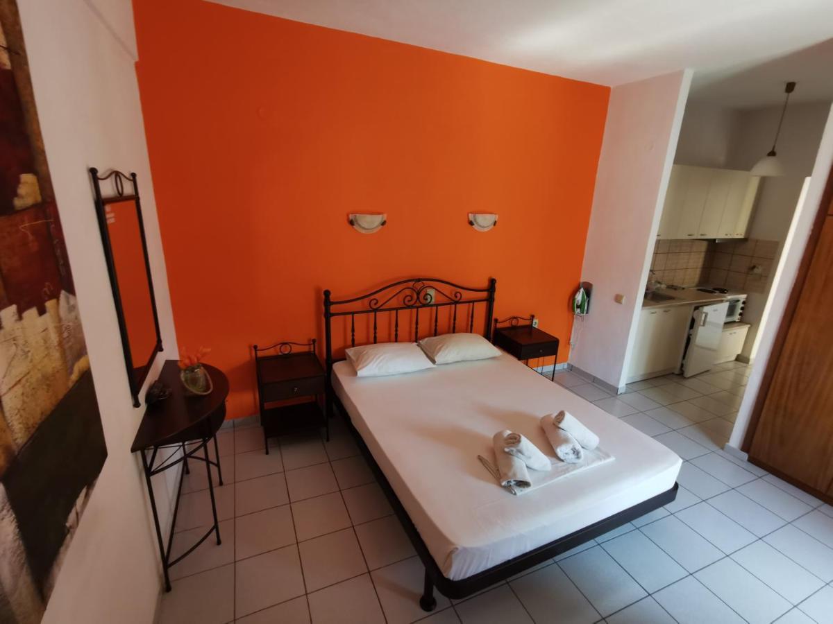 Marinos Aparts Aparthotel Sívota Buitenkant foto