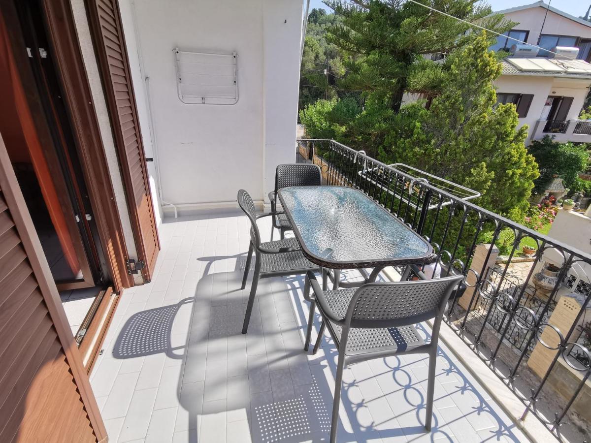 Marinos Aparts Aparthotel Sívota Buitenkant foto