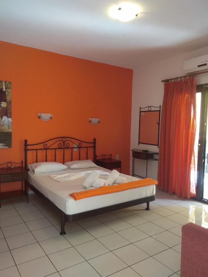 Marinos Aparts Aparthotel Sívota Buitenkant foto