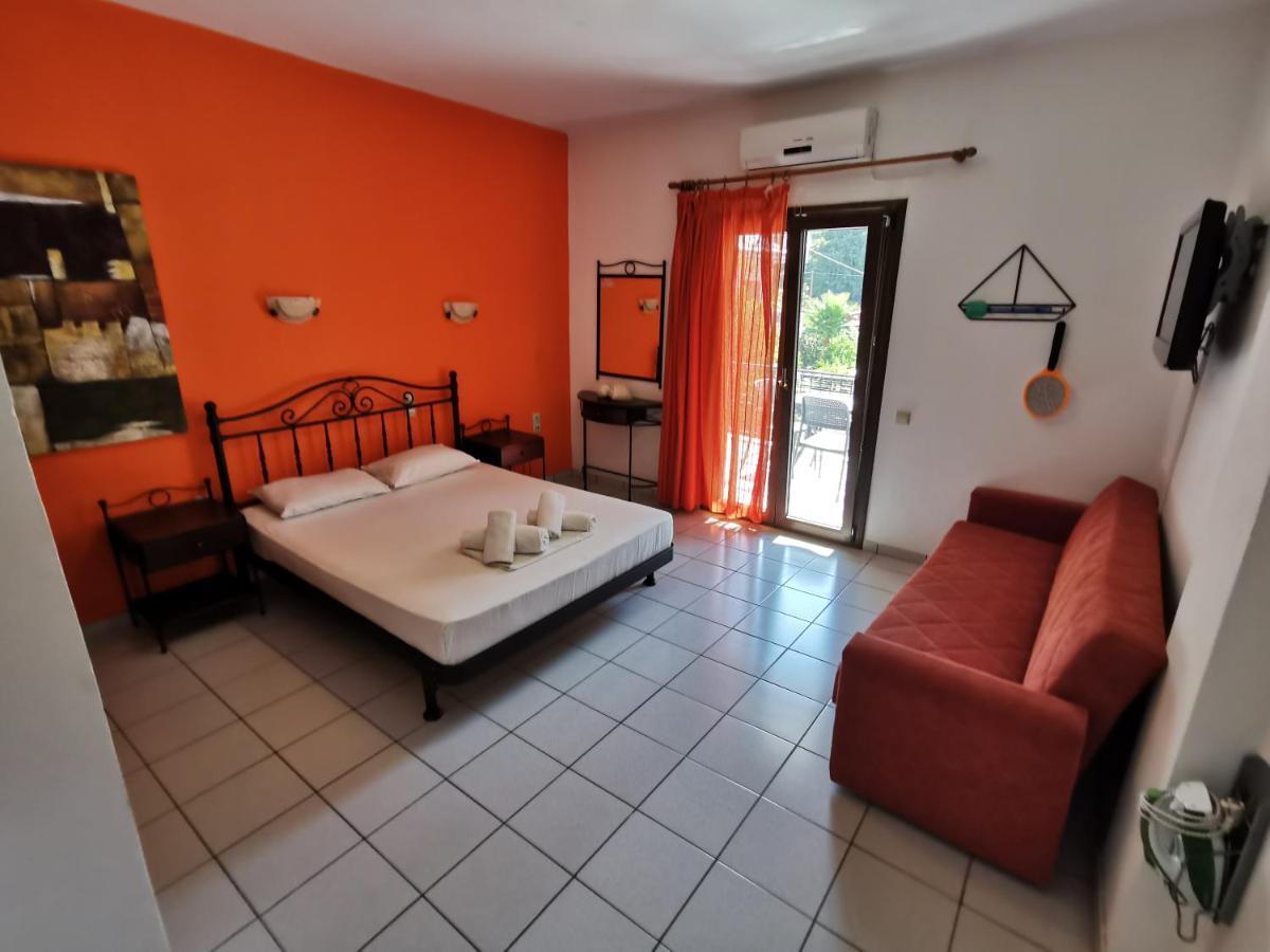Marinos Aparts Aparthotel Sívota Buitenkant foto